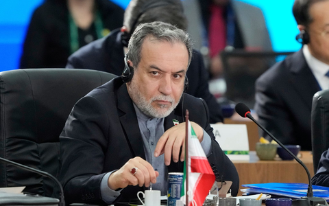 Der Iran plant laut Außenminister Abbas Araghtschi keine Hinrichtungen von Demonstranten. (Archivbild) - Foto: Eraldo Peres/AP/dpa