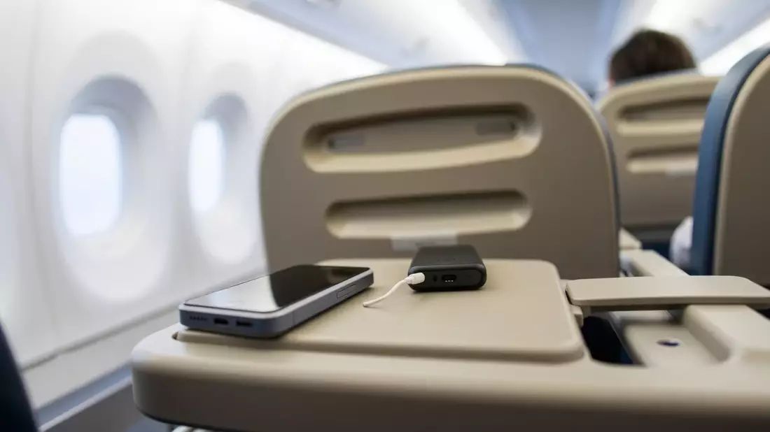 Lufthansa verbietet Powerbanks an Bord - Bild: über boerse-global.de