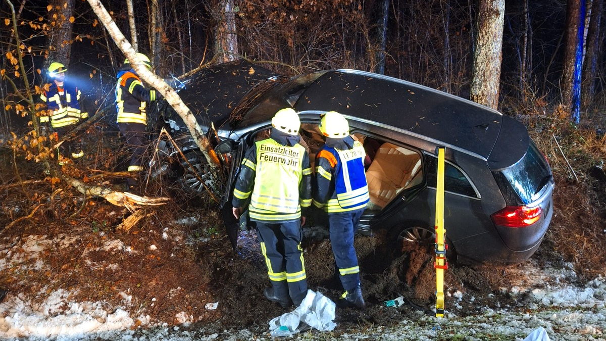 FW-ROW: Verkehrsunfall auf der K234 in Hellwege - Foto: presseportal.de
