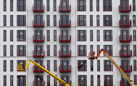 Ein Ende der Wohnmisere in Deutschland ist nach einer neuen Studie des Pestel-Instituts nicht in Sicht. - Foto: Jens Kalaene/dpa