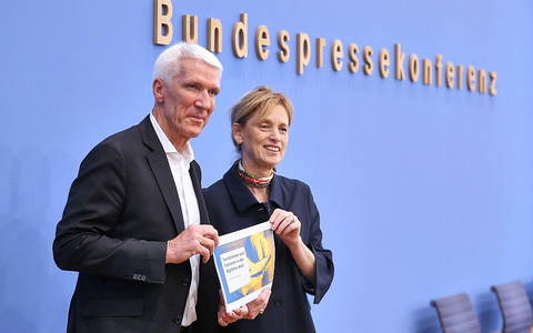 Ralf Wintergerst und Karin Prien am 15.01.2026 - Foto: via dts Nachrichtenagentur