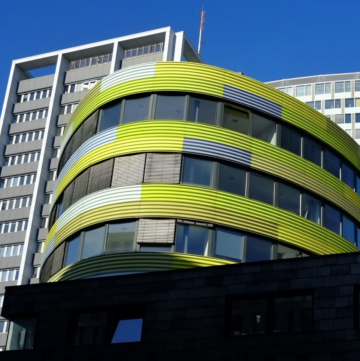 Der Verbraucherzentrale Bundesverband hat eine Musterfeststellungsklage gegen CTS Eventim organisiert. (Archivbild)  - Foto: Stefan Jaitner/dpa-Zentralbild/dpa