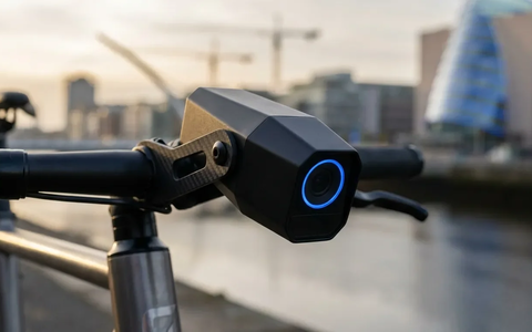 Luna Systems bringt KI-Sicherheitskamera für Radfahrer auf den Markt - Foto: über boerse-global.de