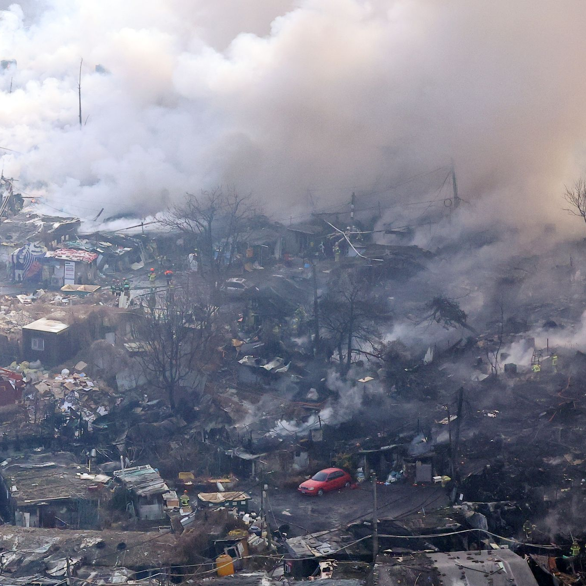 Bislang gibt es keine bestätigten Informationen zu Verletzten oder Toten. - Foto: Choi Jin-seok/Newsis/AP/dpa