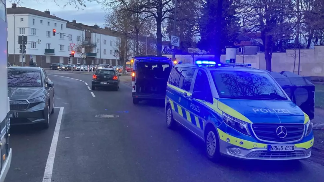 POL-AC: Zeugen nach Verkehrsunfall in der Limburger Straße gesucht - Bild: presseportal.de