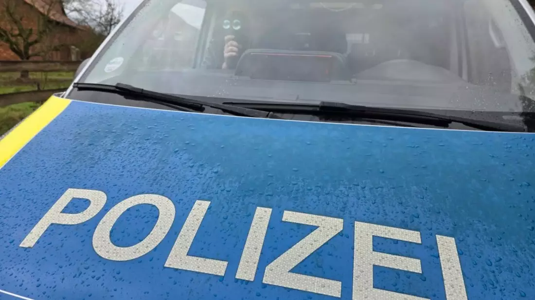 POL-NI: Facebook-Aktion der Polizei Nienburg/Schaumburg - Erste Geschwindigkeitsmessung erfolgreich durchgeführt - Bild: presseportal.de