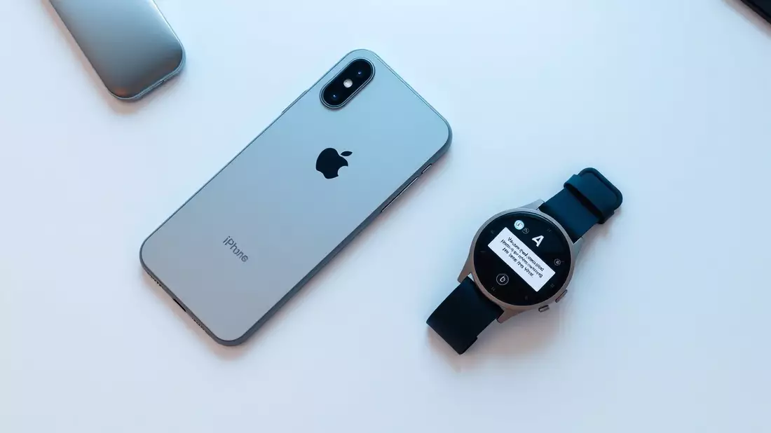 iOS 26.3: Apple öffnet iPhone für Smartwatches von Garmin und Samsung - Bild: über boerse-global.de