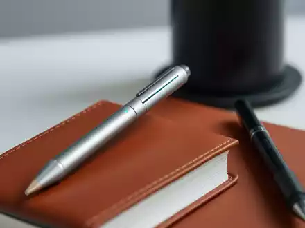 Flowtica Scribe: Der KI-Stift für diskrete Notizen startet Verkauf - Foto: über boerse-global.de