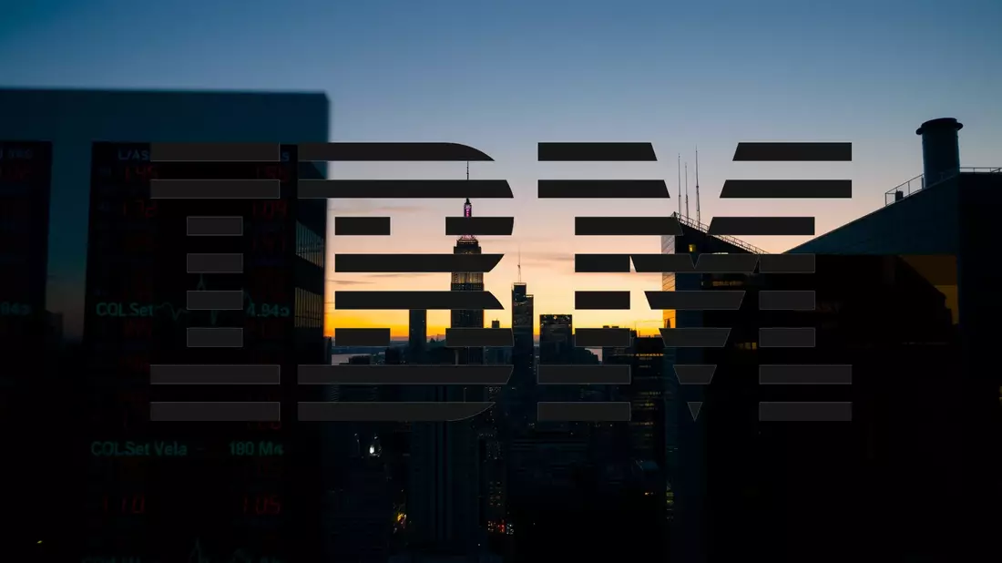 IBM’s Strategic Pivot: Analysts Raise Target Amidst Cost Headwinds - Bild: über boerse-global.de