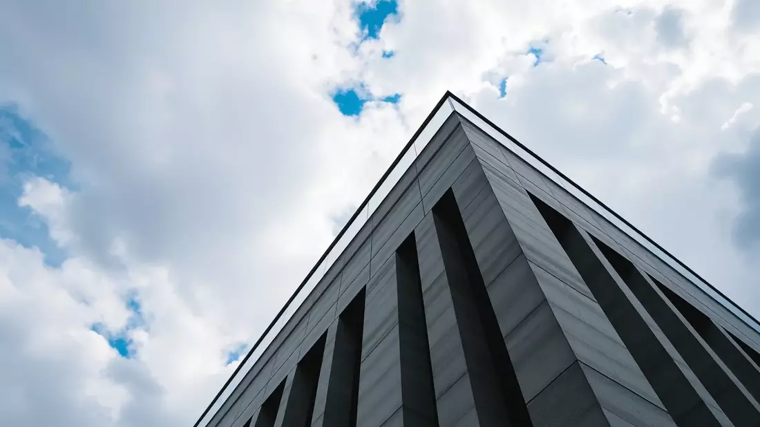 Bundeshaushalt 2026: Rekordinvestitionen treiben Neuverschuldung auf 180 Milliarden - Bild: über boerse-global.de