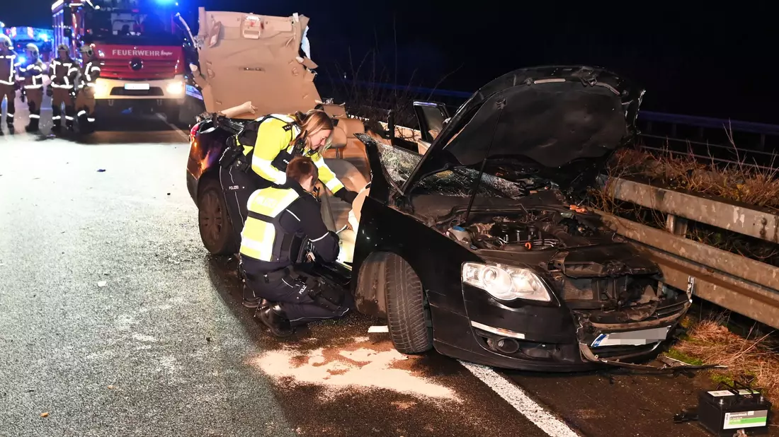 Die Ursache für den Unfall ist noch unklar. - Bild: Guido Bludau/dpa