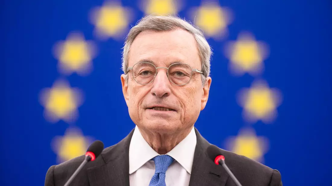 Der ehemalige Präsident der Europäischen Zentralbank (EZB) und frühere italienische Ministerpräsident Mario Draghi wird mit dem Karlspreis 2026 ausgezeichnet (Archivbild). - Bild: Philipp von Ditfurth/dpa