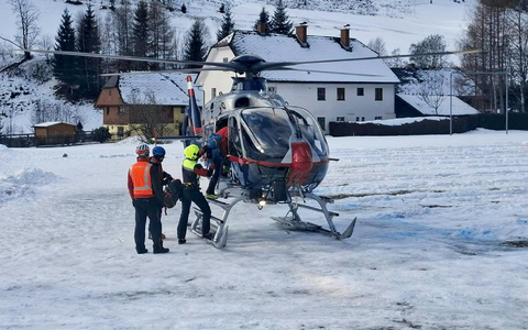 Im Murtal in der Steiermark starben drei Menschen unter einer Lawine. Ihre Leichen sollten heute geborgen werden.  - Foto: Roland Theny/APA/dpa