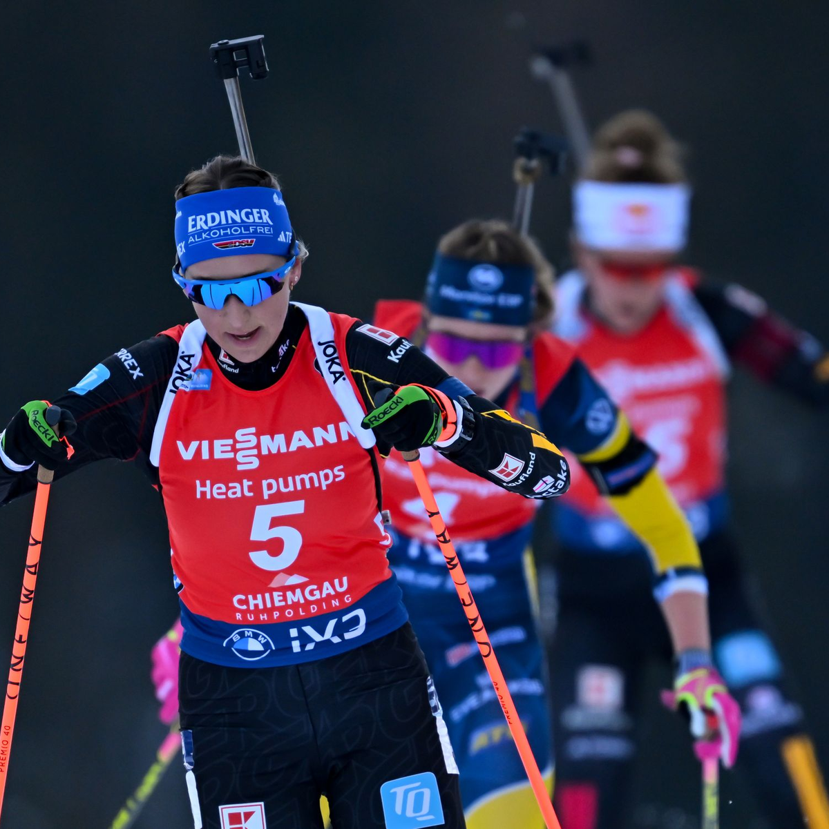  Franziska Preuß (vorn) ist noch nicht in Bestform. - Foto: Sven Hoppe/dpa