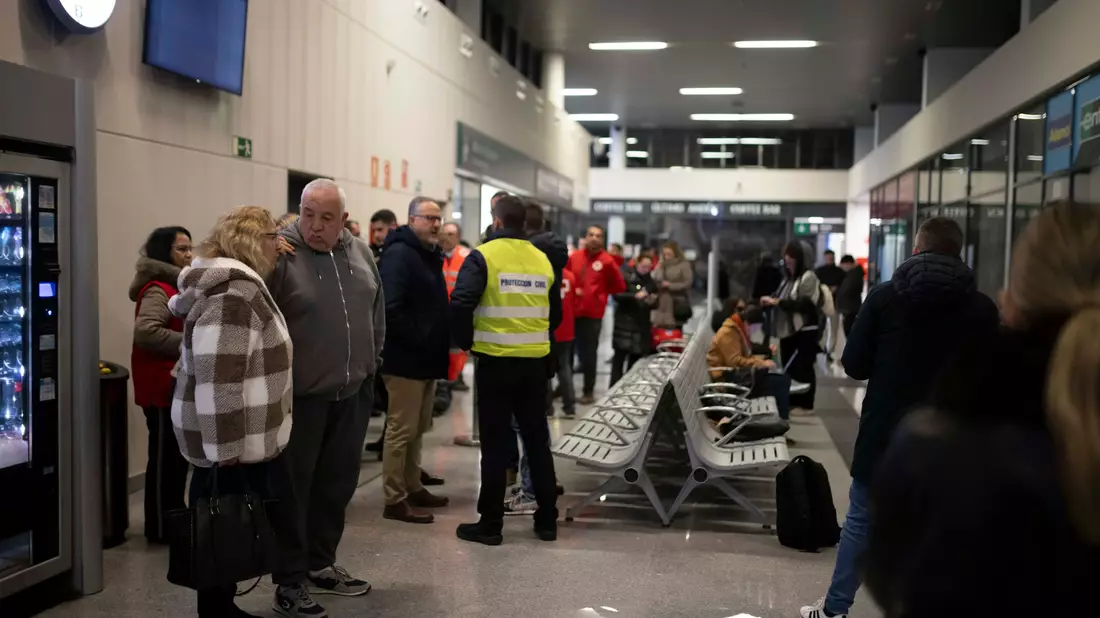 Das Unglück wirft Fragen auf. - Bild: Clara Carrasco/EUROPA PRESS/dpa
