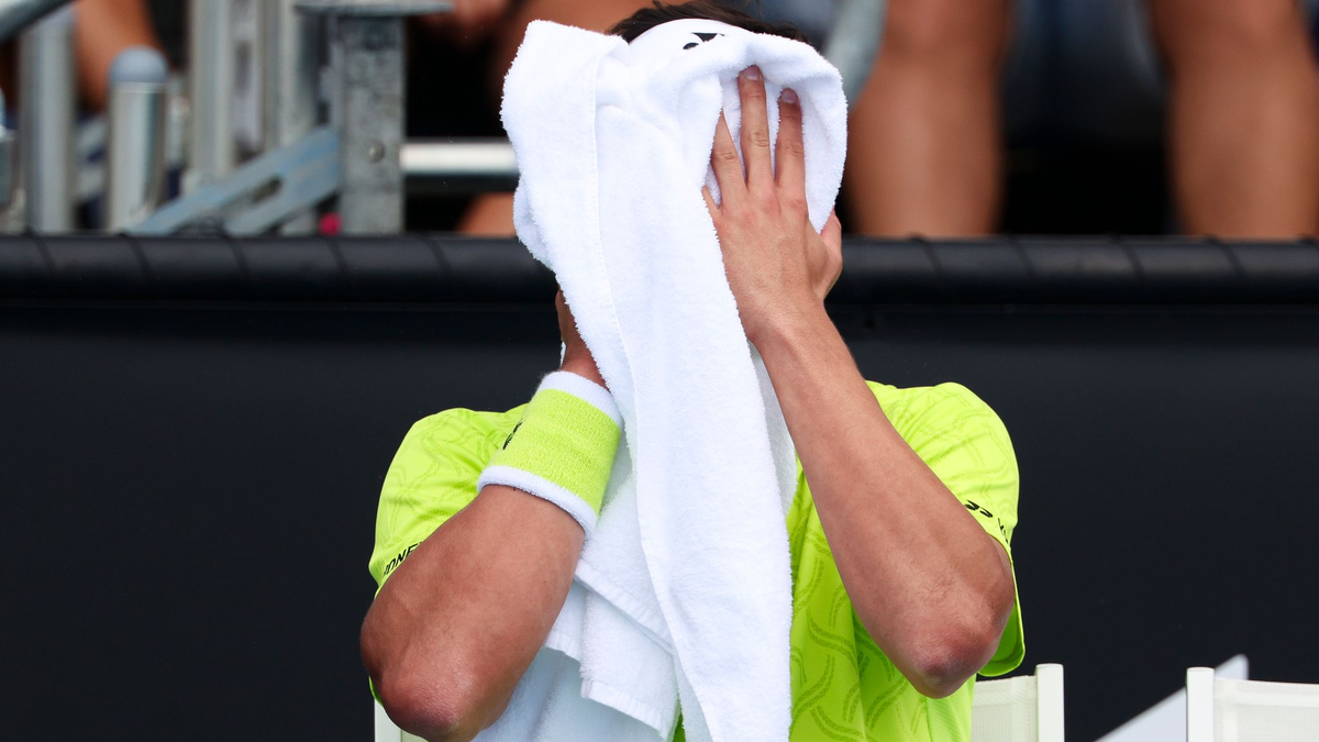 Altmaier verlor glatt in drei Sätzen. - Foto: Frank Molter/dpa