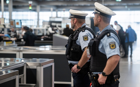 BPOL NRW: Pfefferspray im Reisegepäck entdeckt - Bundespolizei am Flughafen Köln/Bonn leitet Strafverfahren ein - Foto: presseportal.de