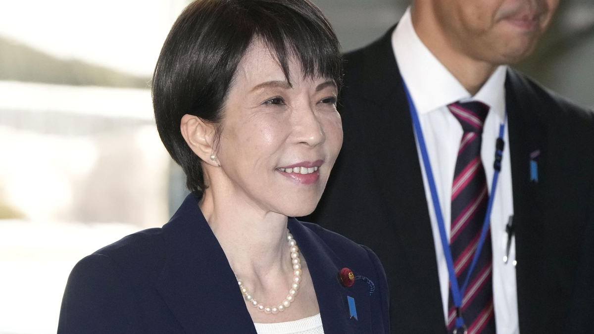 Japans neue Regierungschefin Takaichi will mit vorgezogenen Neuwahlen ihre Macht sichern.  - Foto: -/kyodo/dpa