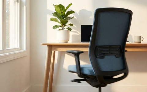 Sitz-Beinheben wird zum Büro-Fitness-Trend 2026 - Foto: über boerse-global.de