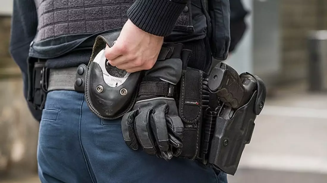 Bundespolizeidirektion München: Businsasse mit mehreren Haftbefehlen gesucht / Bundespolizei nimmt Rumänen bei Grenzkontrollen fest - Bild: presseportal.de