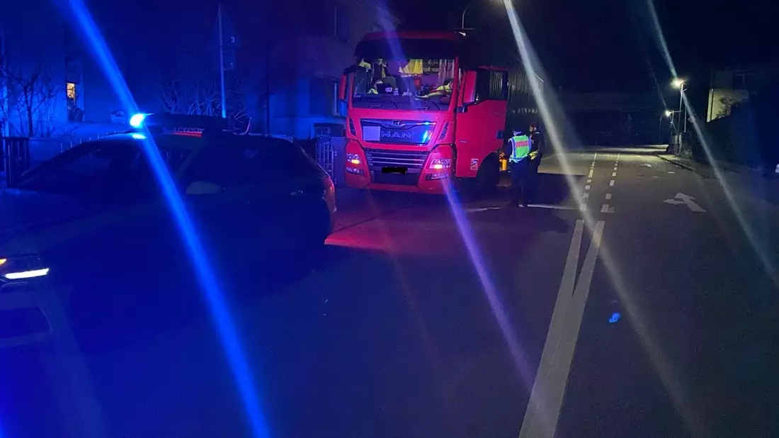 POL-PDLD: B10/LD-Godramstein - Überwachung Nachtfahrverbot - Bild: presseportal.de