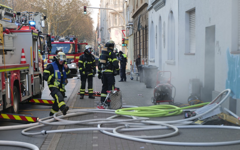 FW-DO: Verrauchte Wohnungen durch Kellerbrand - Foto: presseportal.de