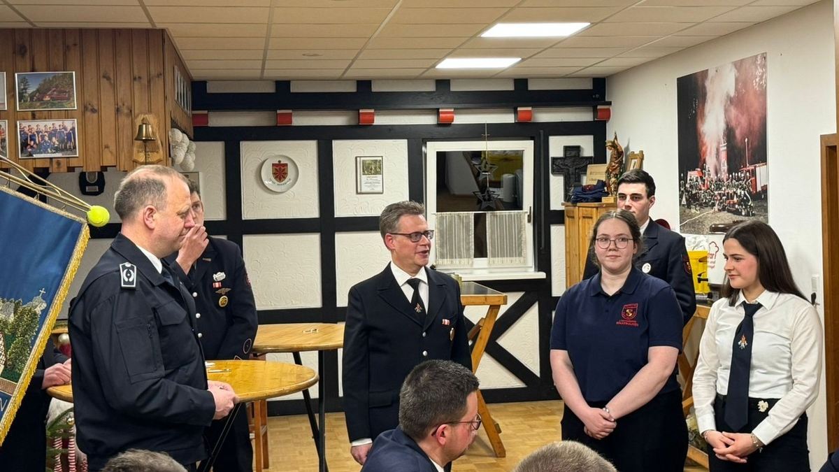 FF Olsberg: Jahreshauptversammlung der Löschgruppe Olsberg - Bruchhausen - Foto: presseportal.de