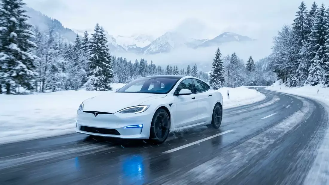Tesla FSD: Neues Update meistert Schnee – Entscheidung in Europa steht bevor - Bild: über boerse-global.de