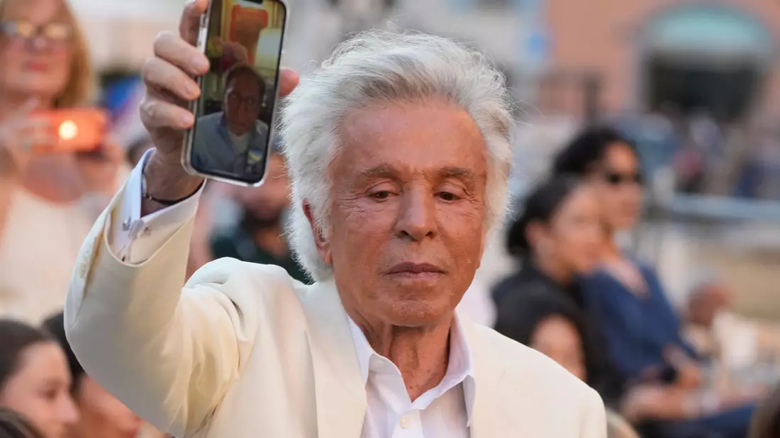 Giancarlo Giammetti, Mitbegründer des italienischen Modeunternehmens Valentino, sagte, Valentino sei «von der alten Schule» gewesen. - Bild: Gregorio Borgia/AP/dpa