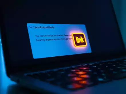 AOK warnt vor gefälschten Erstattungs-E-Mails - Foto: über boerse-global.de