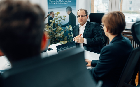 Fehler, Schweigen, Stress – was wirklich hinter vielen Arbeitsunfällen steckt - Foto: presseportal.de