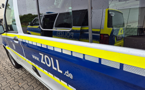 HZA-BS: Gemeinsame Pressemitteilung der Staatsanwaltschaft Braunschweig, dem Finanzamt für Fahndung und Strafsachen Braunschweig und dem Hauptzollamt Braunschweig / Durchsuchungen in zehn Objekten in Northeim - Foto: presseportal.de
