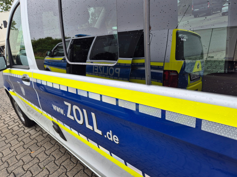 HZA-BS: Gemeinsame Pressemitteilung der Staatsanwaltschaft Braunschweig, dem Finanzamt für Fahndung und Strafsachen Braunschweig und dem Hauptzollamt Braunschweig / Durchsuchungen in zehn Objekten in Northeim - Foto: presseportal.de