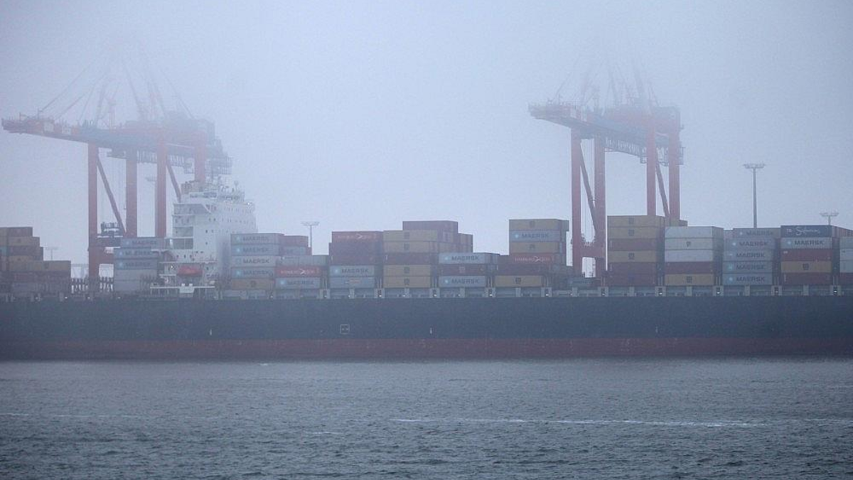 Containerschiff in Wilhelmshaven (Archiv) - Foto: via dts Nachrichtenagentur