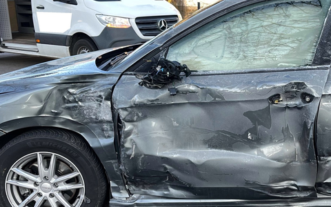 POL-MI: Müllwagen und Skoda kollidieren miteinander - Foto: presseportal.de