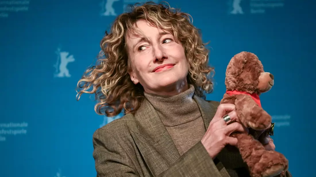 Festivalchefin Tricia Tuttle leitet die Berlinale zum zweiten Mal. - Bild: Jens Kalaene/dpa