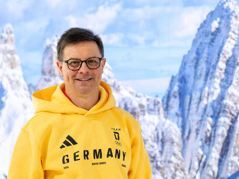 Olaf Tabor ist Chef de Mission des deutschen Olympia-Teams in Italien. - Foto: Peter Kneffel/dpa