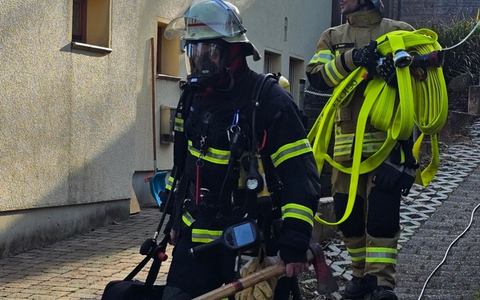 FW Königswinter: Feuer in Küche schnell gelöscht - Foto: presseportal.de