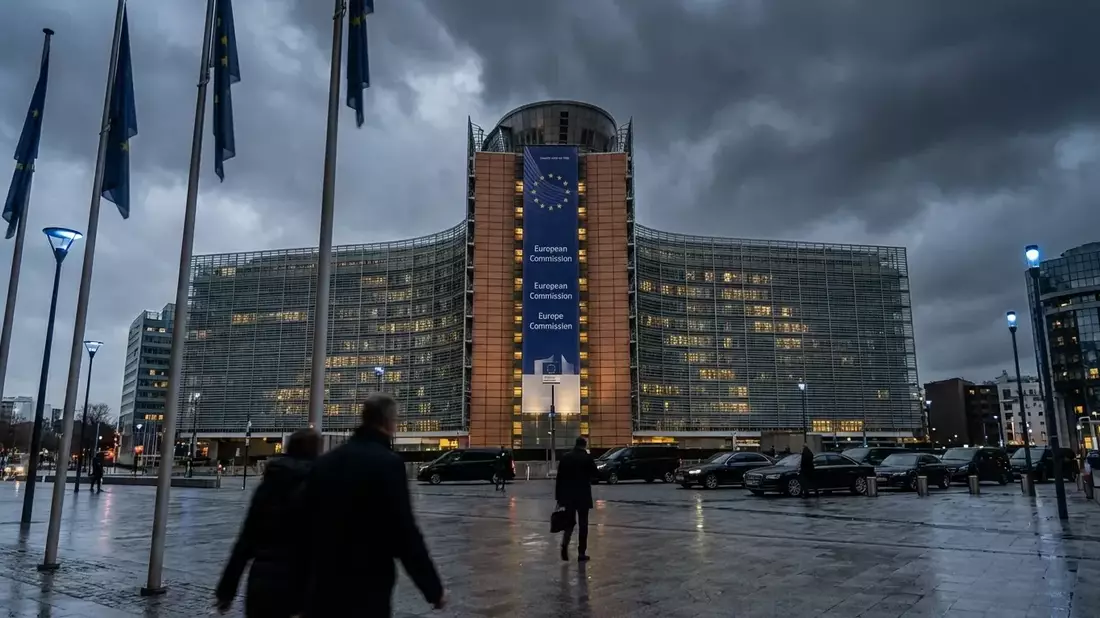 EU droht USA mit 93-Milliarden-Zöllen - Bild: über boerse-global.de