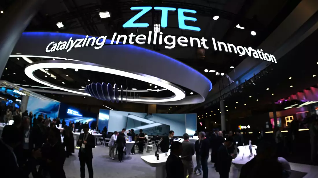 Auch der chinesische Netztechnik-Konzerns ZTE ist schon länger im Visier der Brüsseler Behörde. (Archivbild) - Bild: Wolf von Dewitz/dpa