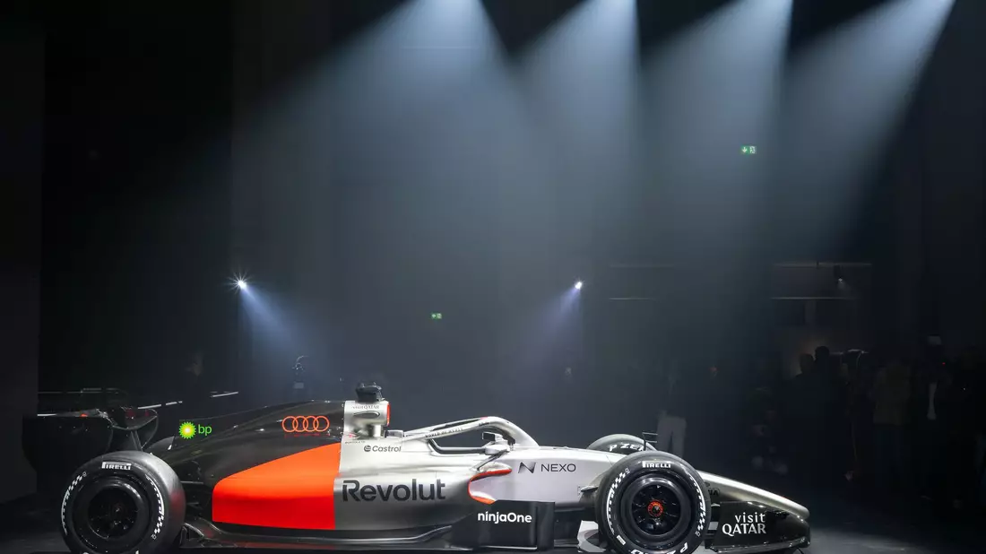 Mit diesem Rennwagen will Audi in der Formel 1 erfolgreich sein. - Bild: Soeren Stache/dpa