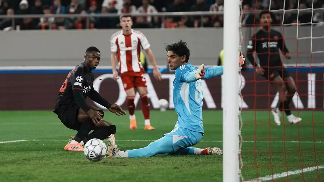 Mehdi Taremi sorgte kurz vor der Pause für das 2:0. - Bild: Thanassis Stavrakis/AP/dpa