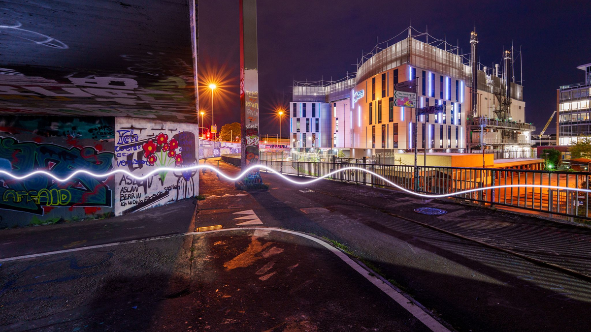Im vergangenen Jahr ist der Datenverkehr weltweit erneut angestiegen. - Foto: Andreas Arnold/dpa