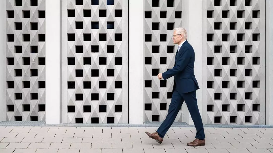 Personallücke? So setzen Firmen Führungskräfte auf Zeit ein - Bild: presseportal.de