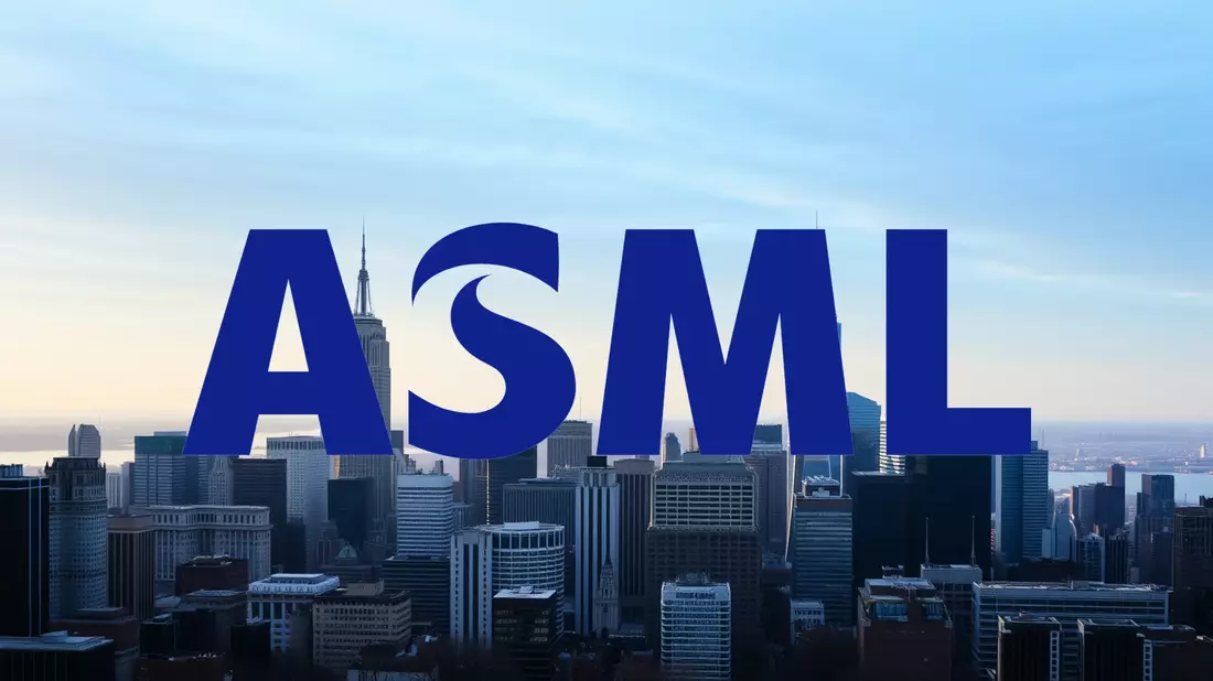 ASML: Un banco suizo dispara su precio objetivo ante el despliegue de la IA Illustration mit AI erstellt übermittelt durch boerse-global.de