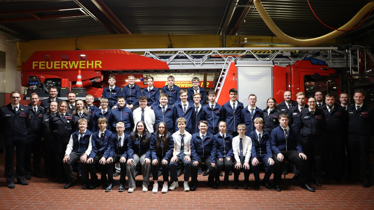 FW-WRN: Jahreshauptversammlung der Jugendfeuerwehr: Erfolgreiches Jahr 2025 und klare Ziele für 2026 - Foto: presseportal.de