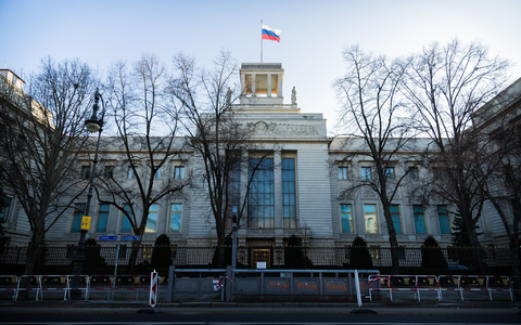 Wadephul spricht von klaren Worten gegenüber dem Botschafter.  - Foto: Christoph Soeder/dpa