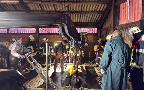 FW-AUR: Großtierrettung auf landwirtschaftlichem Anwesen - Foto: presseportal.de