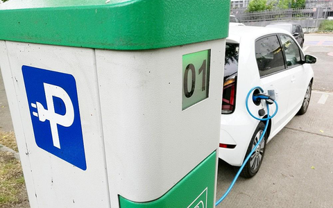 E-Auto-Ladestation (Archiv) - Foto: via dts Nachrichtenagentur