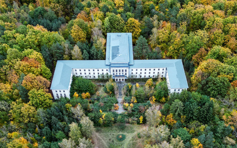 Auf dem Areal ist ein Brand ausgebrochen. (Archivbild) - Foto: Britta Pedersen/dpa